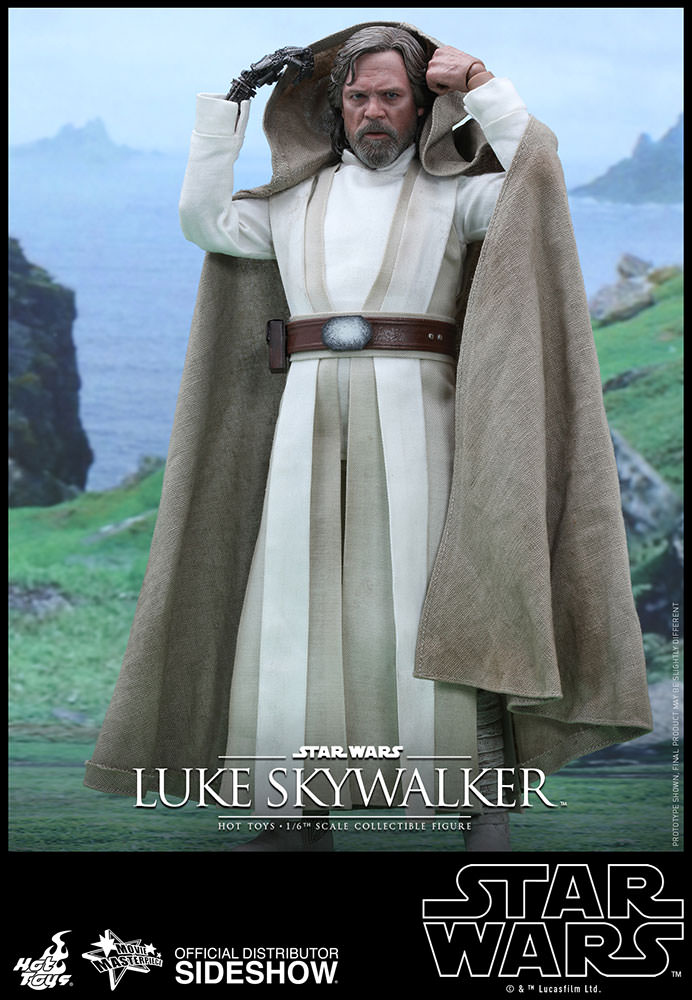 Luke Skywalker - Force Awakens Sixth Scale Figure by Hot Toys